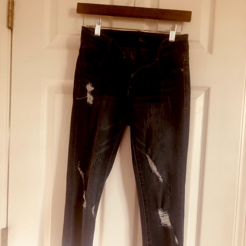 1822 skinny distressed cropped jeans